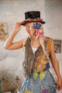 Magnolia Pearl Patchwork Andriy Vest