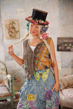 Load image into Gallery viewer, Magnolia Pearl Patchwork Andriy Vest
