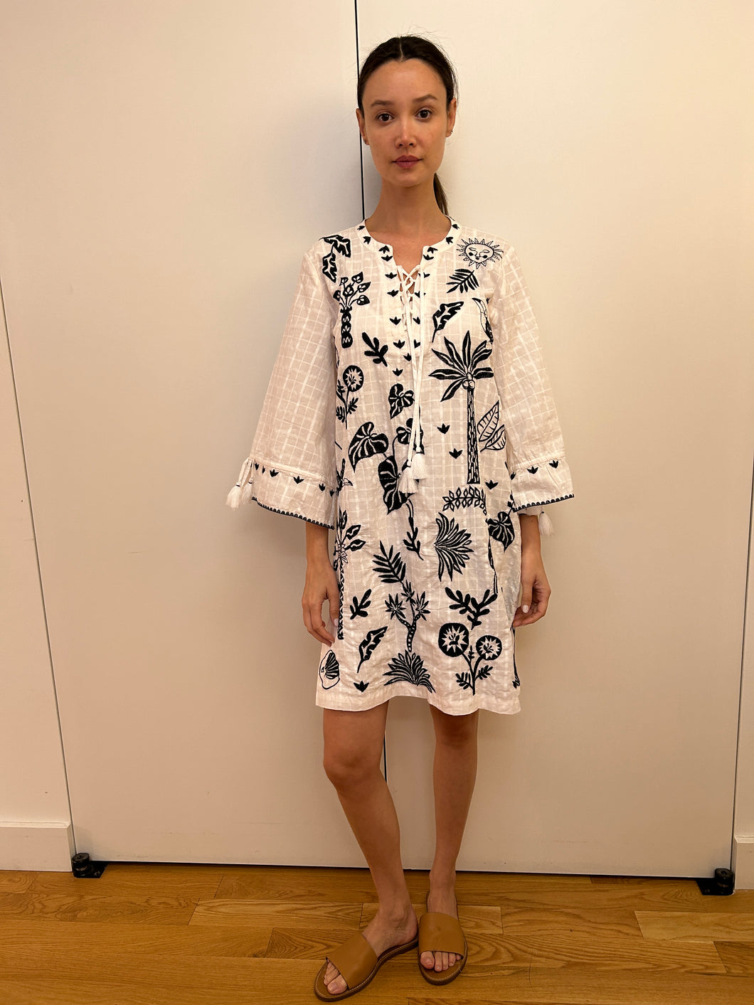 Johnny Was Luciana Tie Front Kimono Sleeve Dress (Slip) – The Colony Shop
