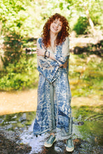 Load image into Gallery viewer, Market of Stars Let The Light In Opera Duster Kimono Robe Blue Delft Toile 
