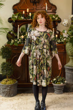 Load image into Gallery viewer, Market of Stars Fleur De Lune Artist Dress Tunic w/ Pockets, Florals &amp; Bees
