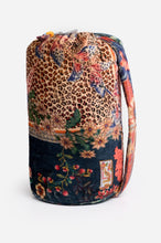 Load image into Gallery viewer, Johnny Was Deponio Laurel Canyon Cozy Blanket
