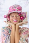 Load image into Gallery viewer, Magnolia Pearl Dip Dye Poe Bubble Hat
