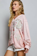 Load image into Gallery viewer, Pol Clothing Long Sleeve Floral Printed Contrast Crochet Rib Knit Top
