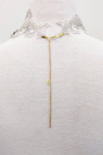 Load image into Gallery viewer, Aratta Queen Victoria Pinned Necklace
