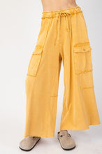 Load image into Gallery viewer, Easel Washed Wide Leg Terry Cargo Pant
