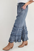 Load image into Gallery viewer, Easel Self Fray Washed Chambray Pants
