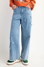 Load image into Gallery viewer, Easel Star Patch Detailing Washed Stretch Denim Pants

