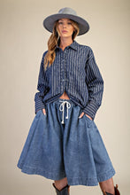 Load image into Gallery viewer, Easel Washed Denim Knee Length Skirt Pants
