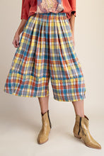 Load image into Gallery viewer, Easel Plaid Woven Wide Leg Capri Pants
