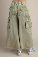 Load image into Gallery viewer, Easel Mineral Washed Cargo Knit Pant

