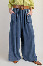 Load image into Gallery viewer, Easel Washed Chambray Palazzo Pants
