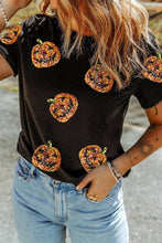 Load image into Gallery viewer, Mccolin Playful Pumpkin Pattern T-Shirt
