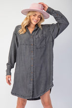 Load image into Gallery viewer, Easel Button Down Washed Chambray Shirt Dress
