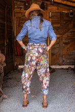 Load image into Gallery viewer, Market of Stars Love Language Linen Cropped Artist Pant w/ Flowers

