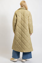 Load image into Gallery viewer, Easel Quilted Long Jacket
