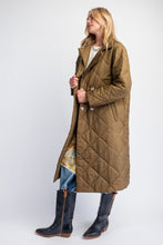 Load image into Gallery viewer, Easel Quilted Long Jacket
