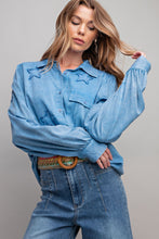 Load image into Gallery viewer, Easel Star Patch Washed Button Down Shirt
