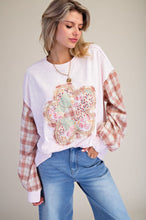 Load image into Gallery viewer, Easel Flower Patch Front Washed Cotton Top
