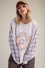 Load image into Gallery viewer, Easel Flower Patch Front Washed Cotton Top
