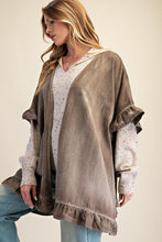 Load image into Gallery viewer, Easel Star Patch Back Washed Chambray Duster

