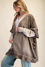 Load image into Gallery viewer, Easel Star Patch Back Washed Chambray Duster
