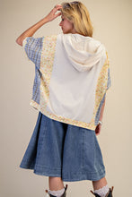 Load image into Gallery viewer, Easel Flower and Plaid Printed Hoodie Pullover
