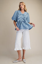 Load image into Gallery viewer, Easel Bubble Sleeve Washed Denim Top
