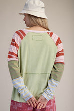 Load image into Gallery viewer, Easel Long Sleeve Stripe Mix Cotton Top
