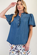 Load image into Gallery viewer, Easel Washed Chambray Button Down Woven Top
