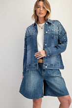 Load image into Gallery viewer, Easel Pearl Detailed Stretch Denim Jacket
