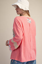 Load image into Gallery viewer, Easel Daisy Print Patch Washed Cotton Boxy Top
