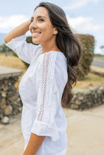 Load image into Gallery viewer, Siganka Angel Pleat &amp; Crochet Detail Blouse
