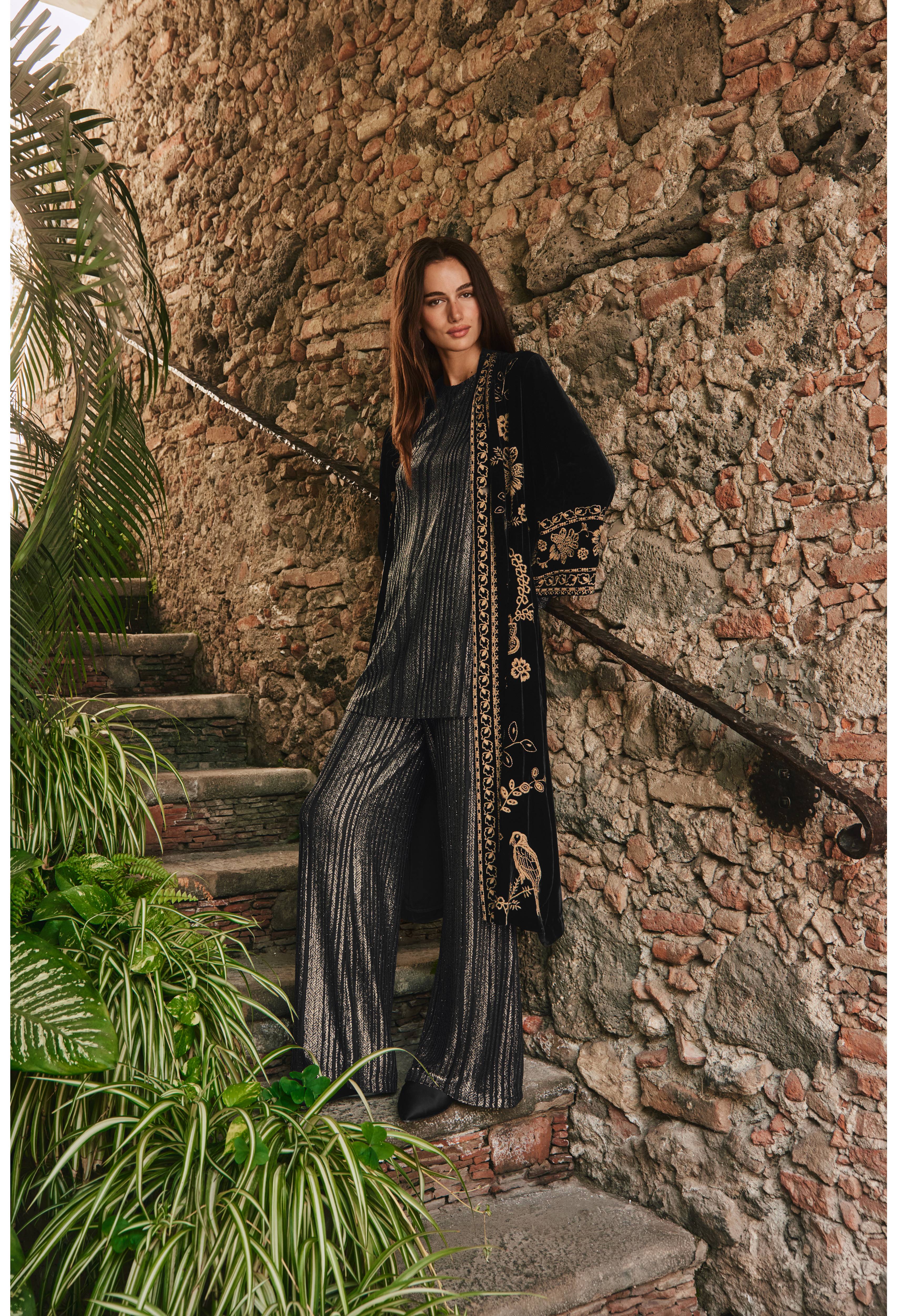 Johnny Was Nyomi Velvet Kimono Coat – The Colony Shop