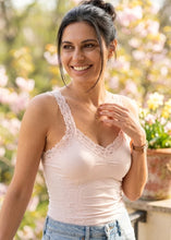 Load image into Gallery viewer, Elietian Lace Corset Cami Regular.
