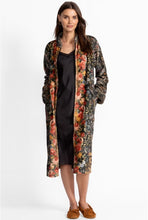 Load image into Gallery viewer, Johnny Was Leto Zip Up Robe
