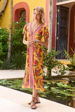 Load image into Gallery viewer, Johnny Was Midi Eva Dress
