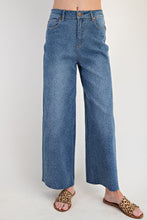Load image into Gallery viewer, Easel Cheetah Print Washed Denim Jeans
